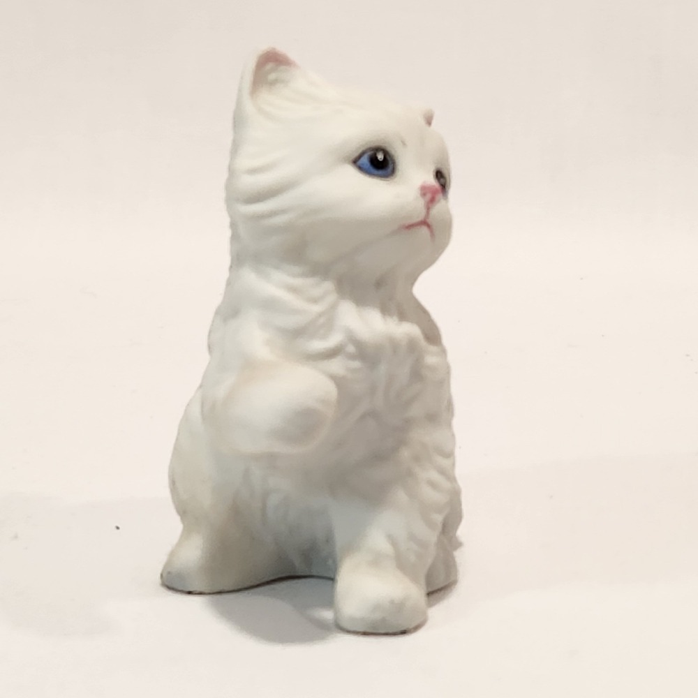 Pair Vintage Homco White Kittens Cat Figurines W/ Blue Eyes Taiwan 1970s Cute - Picture 12 of 16